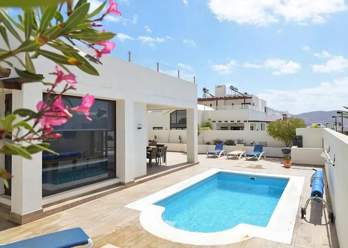 Luxury Near 1km Swimming Pool Tennis Court Great For Ages * Playa Blanca