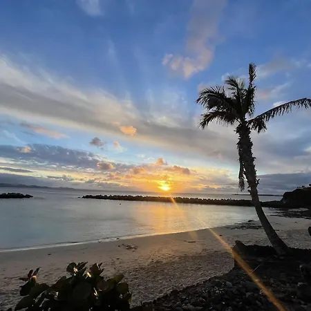 Luxury Near 1km Swimming Pool Tennis Court Great For Ages Willa