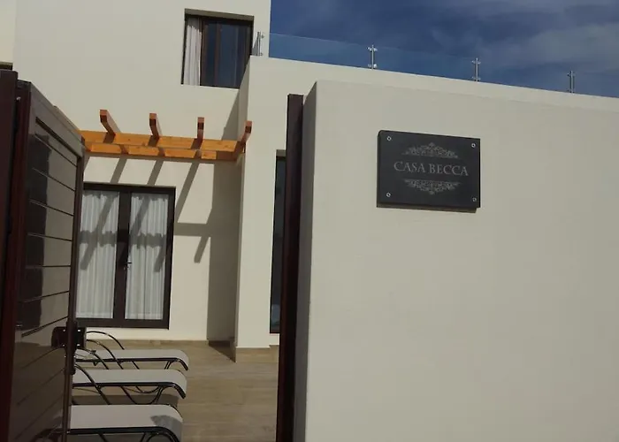 Luxury Near 1km Swimming Pool Tennis Court Great For Ages * Playa Blanca (Lanzarote)