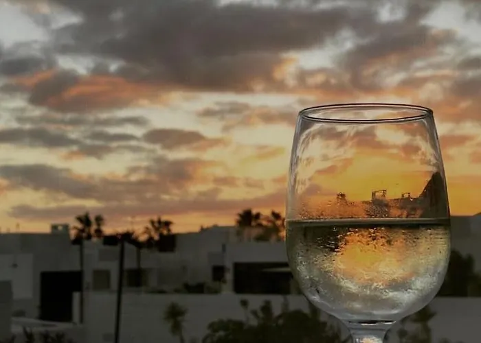 Luxury Near 1km Swimming Pool Tennis Court Great For Ages Vila *