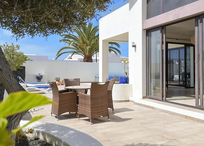 Luxury Near 1km Swimming Pool Tennis Court Great For Ages 빌라